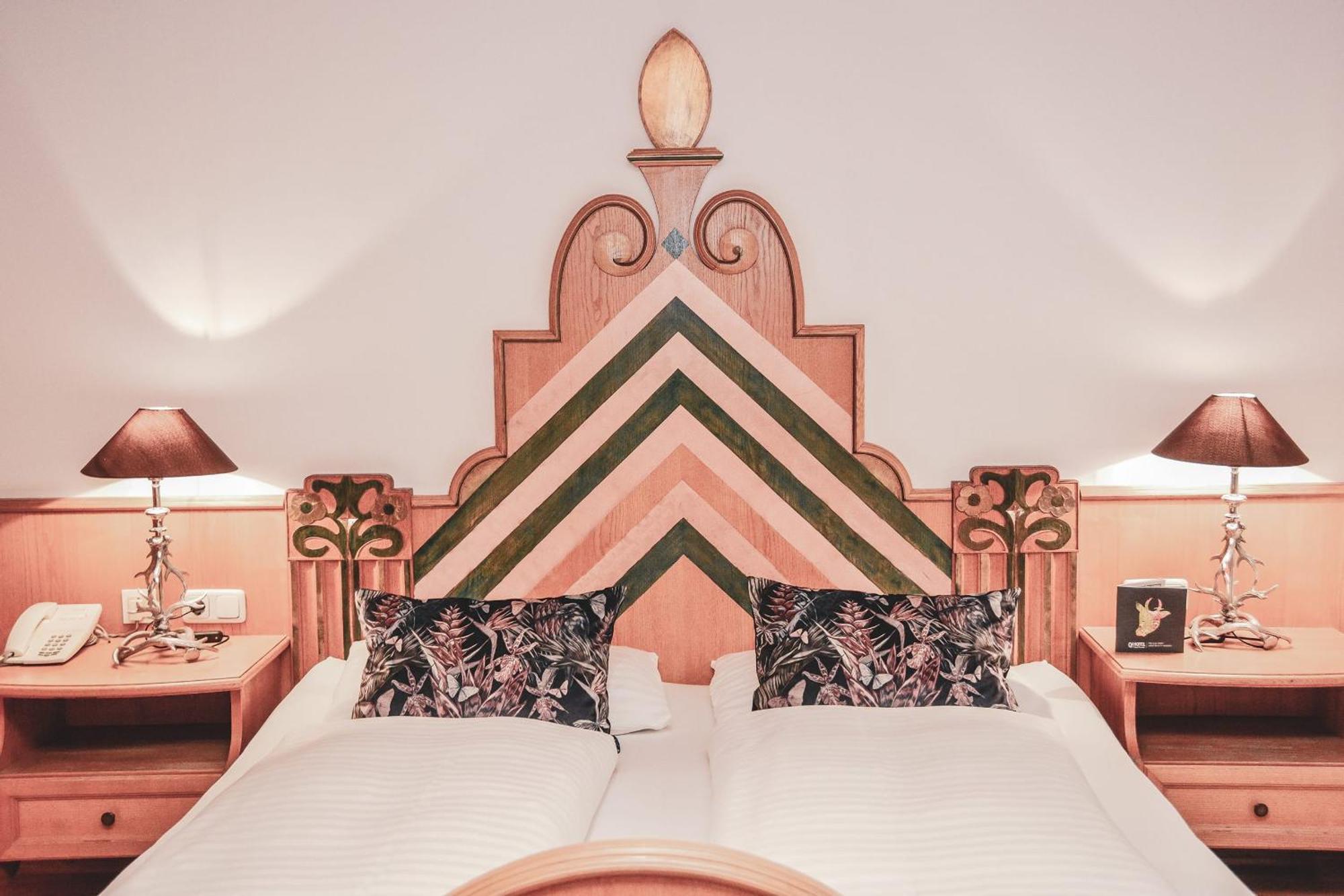 Q! Hotel Maria Theresia Kitzbühel Habitación foto